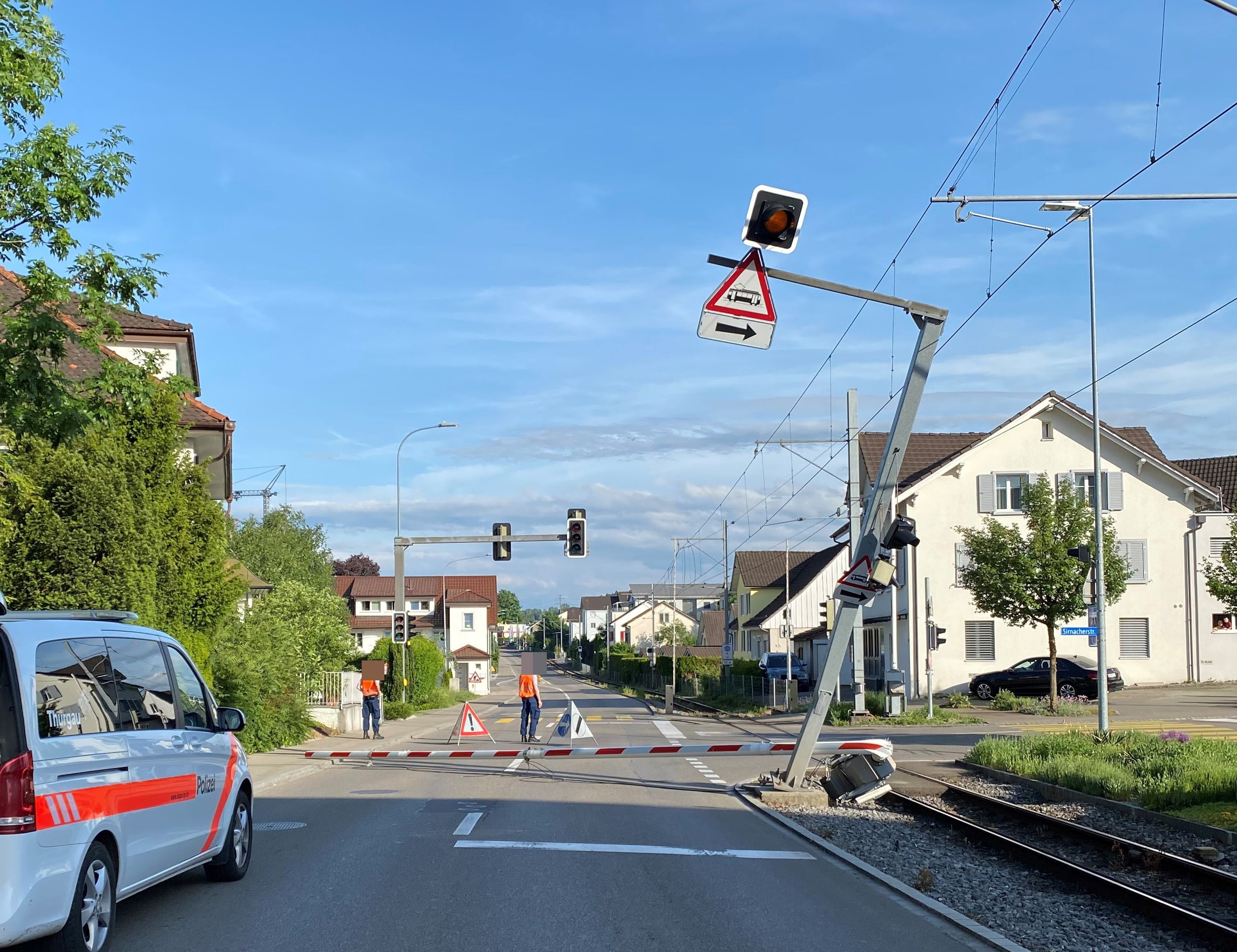 Münchwilen Traktor Selbstunfall alkoholisiert Bahnschranke Bahnverkehr unterbrochen